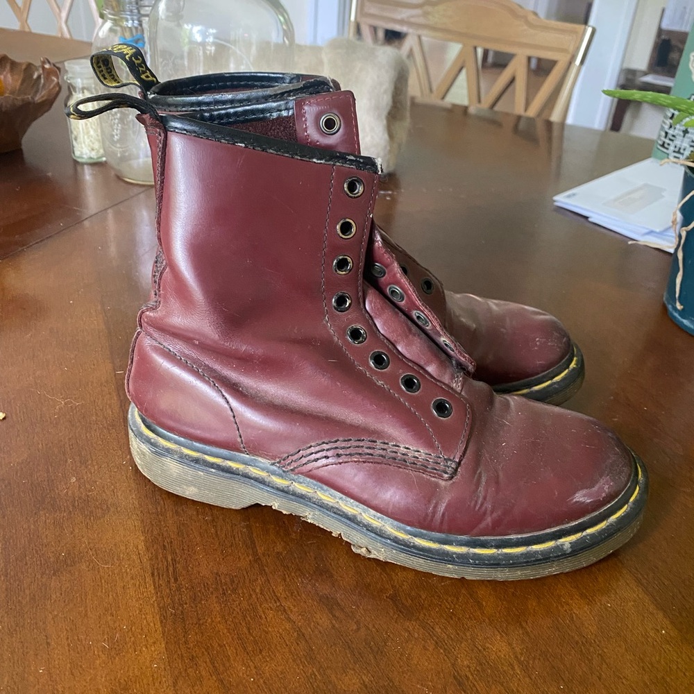 Dr. Martin combat boots women’s size 7